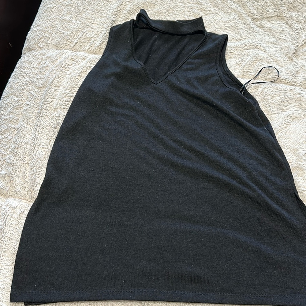 Cloud chaser black choker top